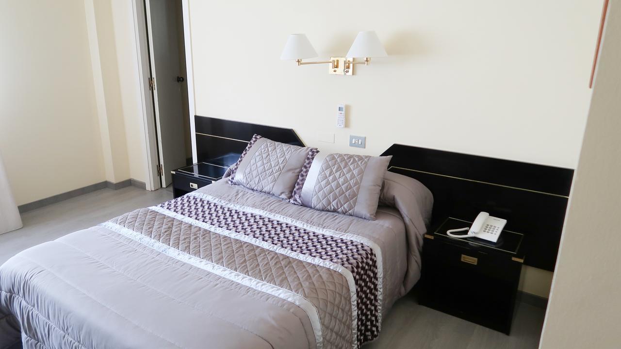 Hospedaje Y Hotel O Camino โอบาร์ดก เด บาลเดออร์ราส ภายนอก รูปภาพ